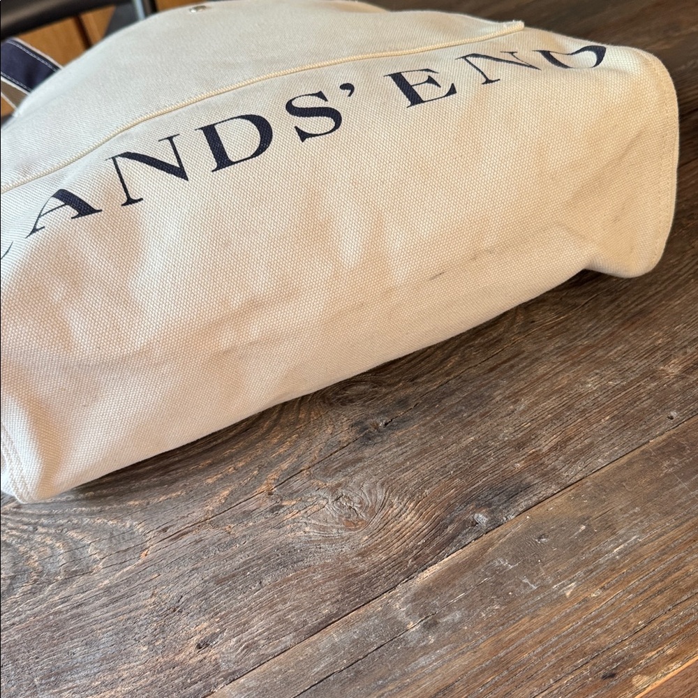 Lands End navy and cream cotton canvas classic tote - Picture 3 of 8